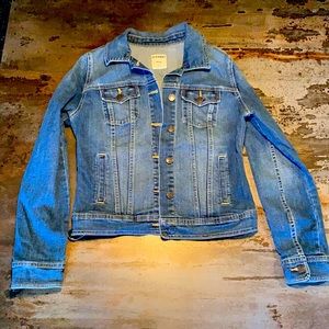Women’s Old Navy denim jacket size medium